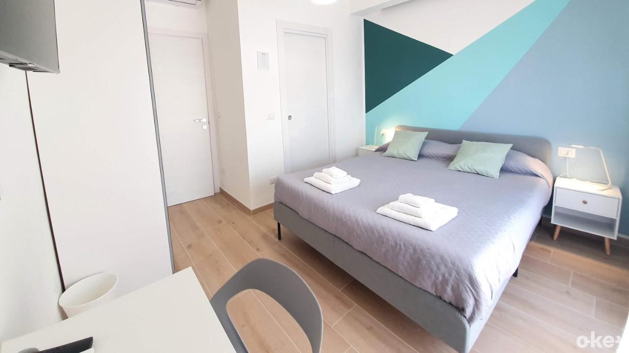 Blue Sky Rooftop Rooms - Bari Policlinico Exterior photo